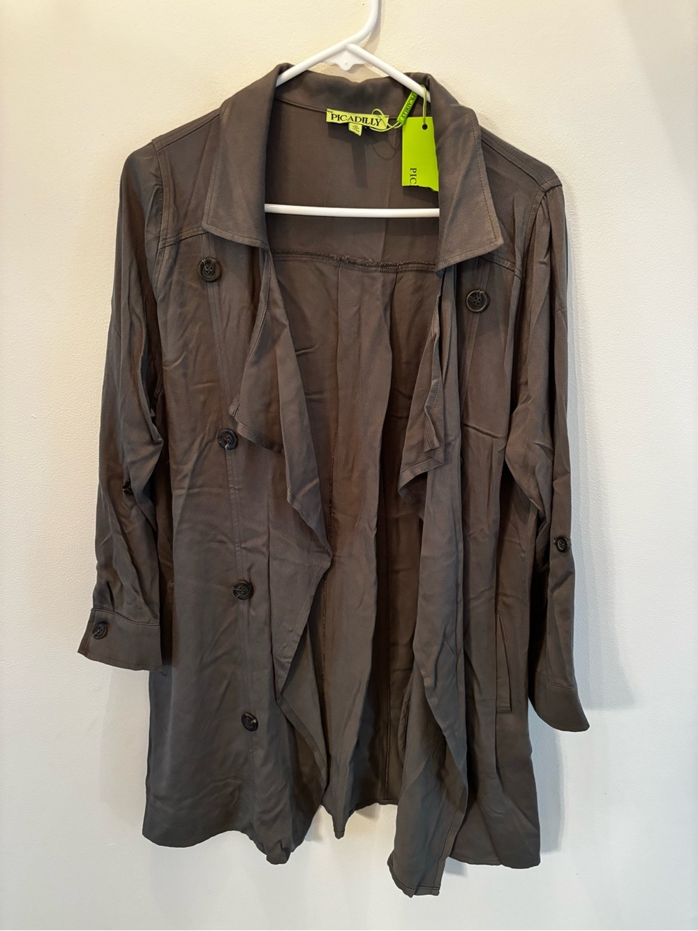 NWT! Size Medium. Piccadilly Women's Drape Front lightweight Jacket